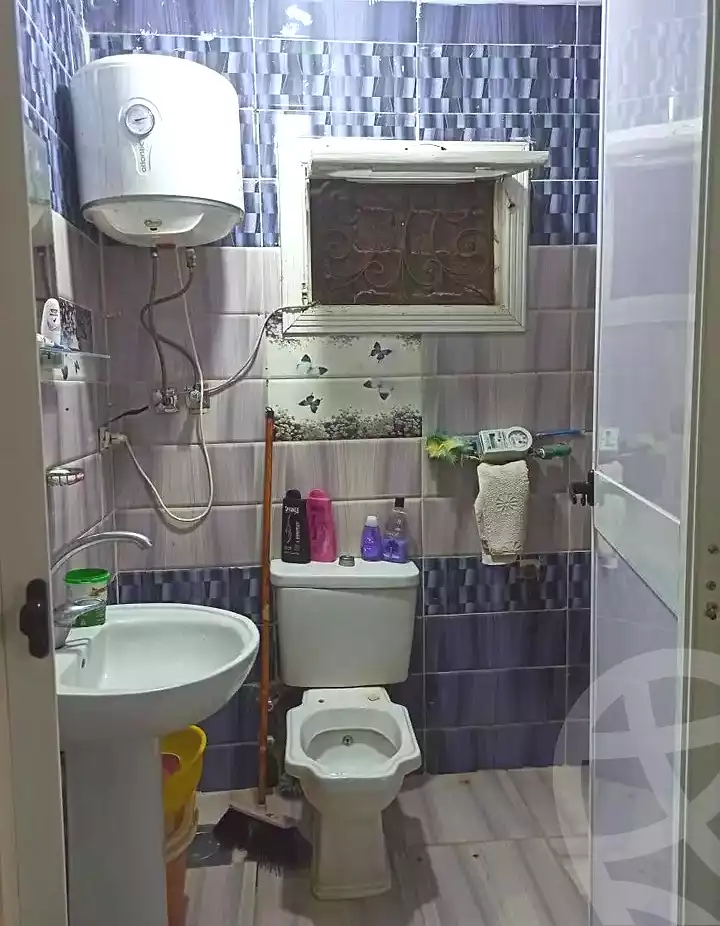 https://aqarmap.com.eg/en/listing/7268258-for-sale-alexandria-al-agamy-el-hanouvel-yathreb-st