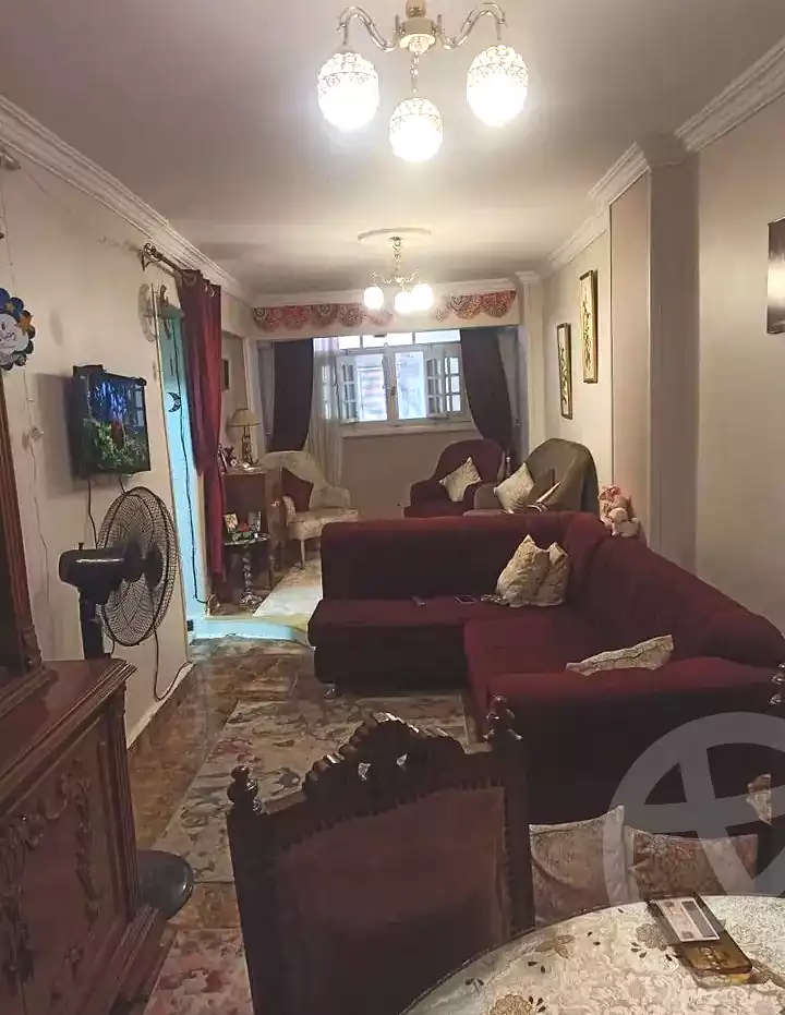https://aqarmap.com.eg/en/listing/7268258-for-sale-alexandria-al-agamy-el-hanouvel-yathreb-st