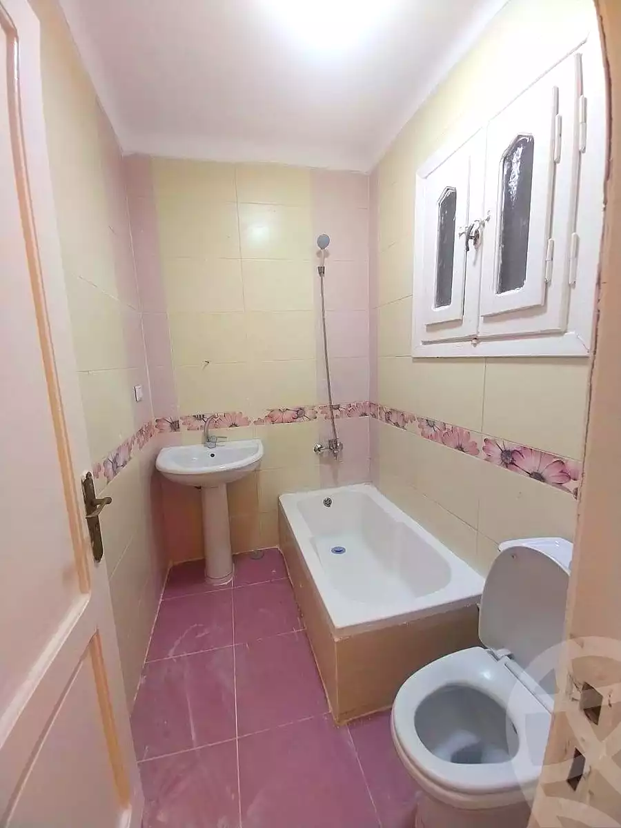 https://aqarmap.com.eg/ar/listing/7268432-for-sale-alexandria-al-agamy-shataa-el-nakheel