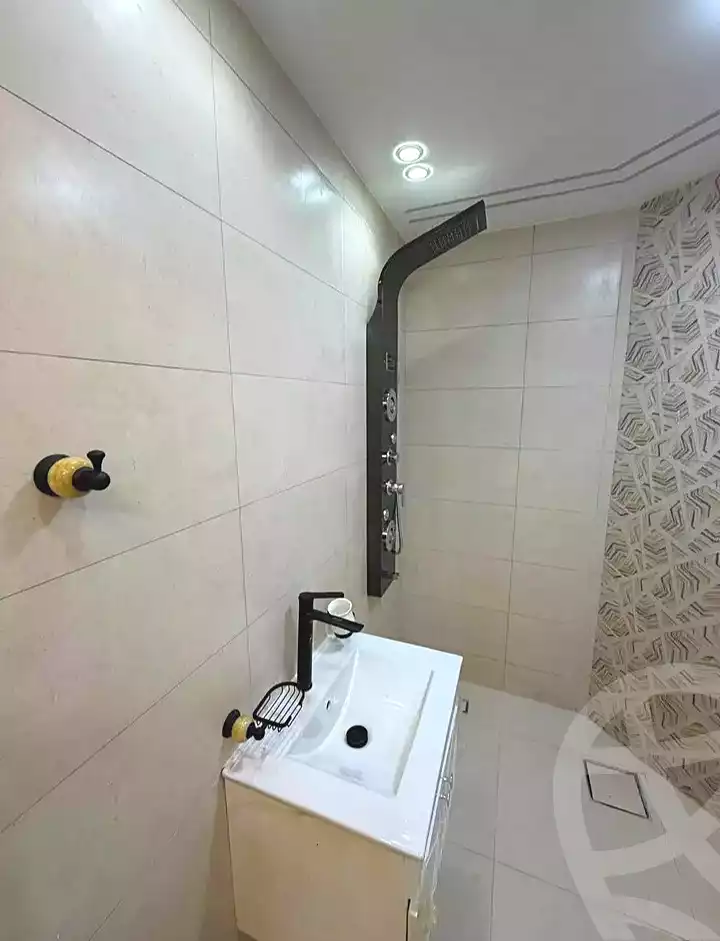https://aqarmap.com.eg/en/listing/7268738-for-sale-alexandria-al-agamy-lbytsh-el-reyad-st