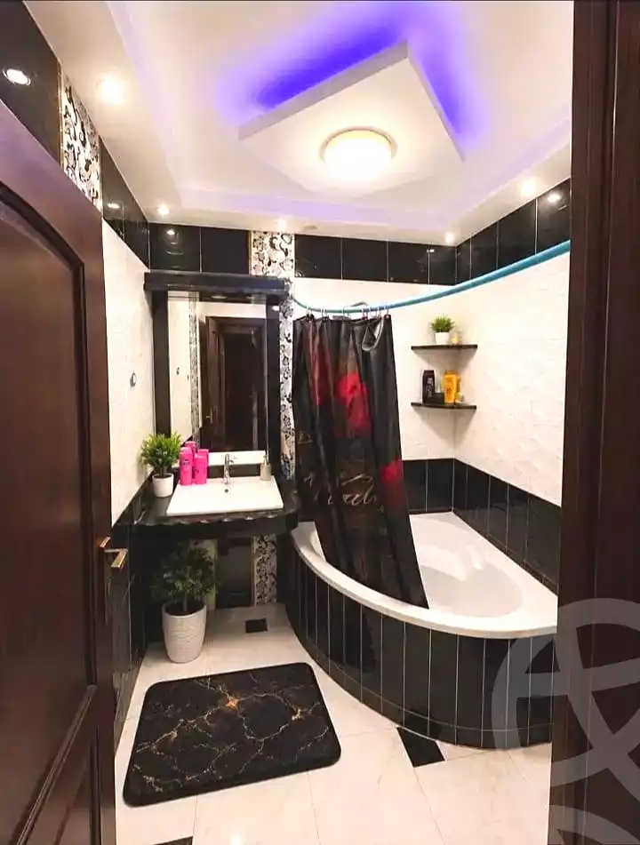 https://aqarmap.com.eg/ar/listing/7268992-for-sale-alexandria-al-agamy-lbytsh