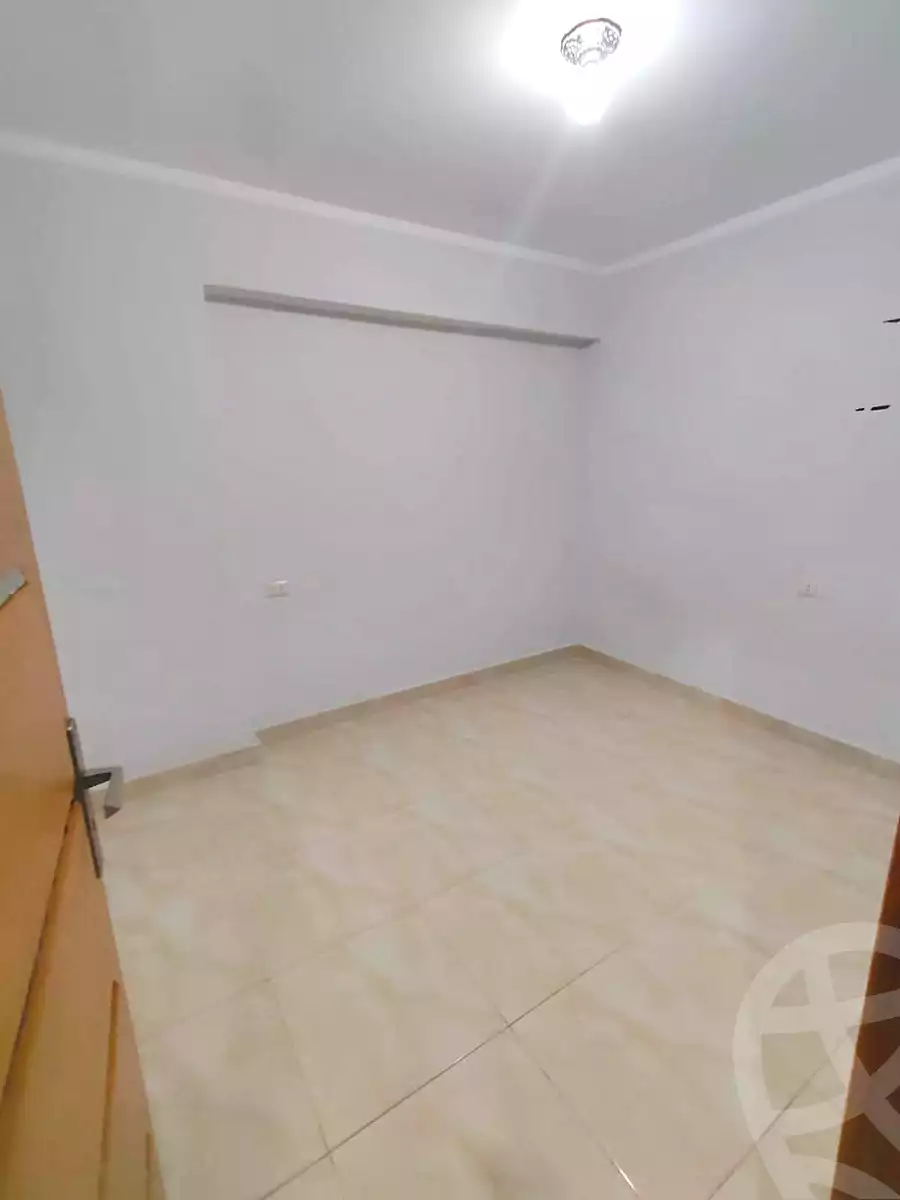 https://aqarmap.com.eg/ar/listing/7269060-for-rent-cairo-ain-shams-mnshy-lthryr