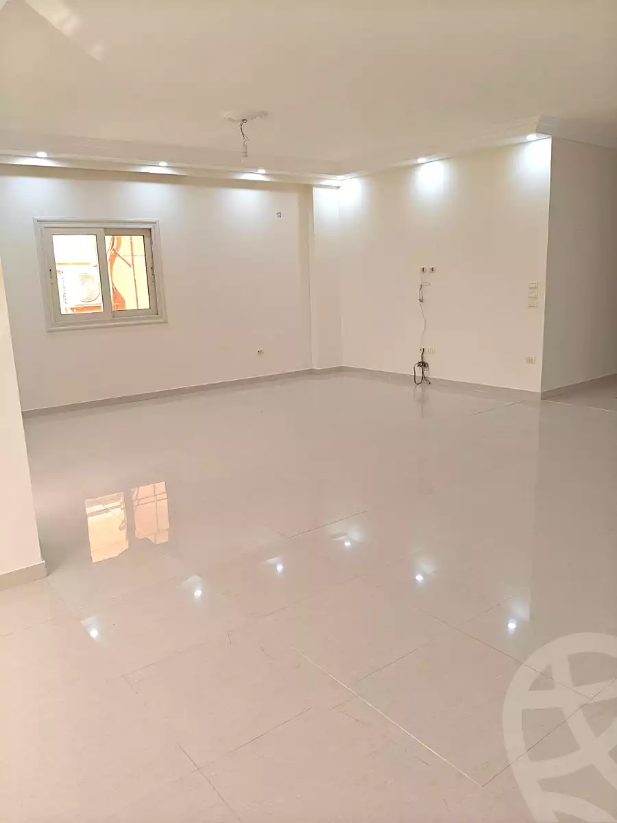 https://aqarmap.com.eg/ar/listing/7269075-for-sale-cairo-new-cairo-el-narges-el-narges-omarat-mohamed-sabry-abu-alam-st