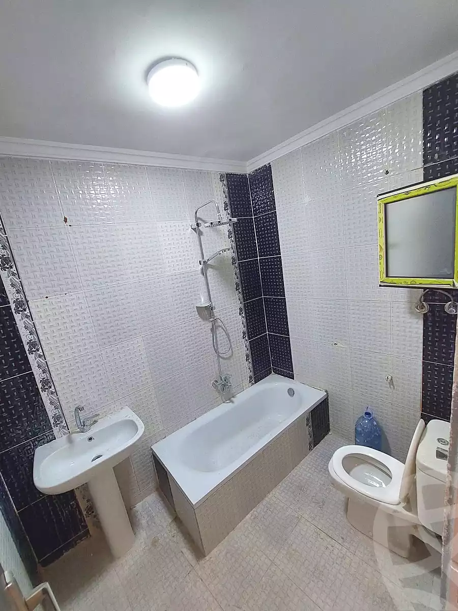 https://aqarmap.com.eg/ar/listing/7269306-for-sale-alexandria-sydy-bshr-sydy-bshr-bhry-ali-hipa-st