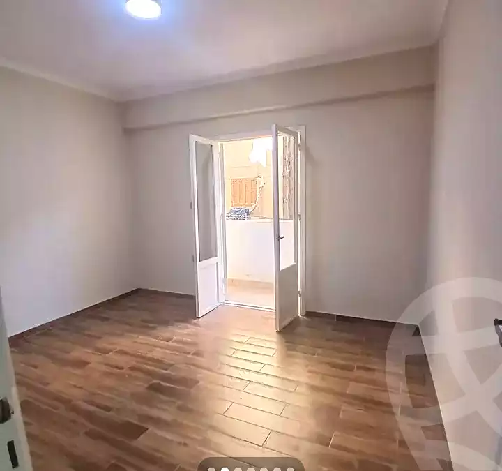 https://aqarmap.com.eg/ar/listing/7269331-for-sale-alexandria-el-asafra-ahmed-tiesser-st