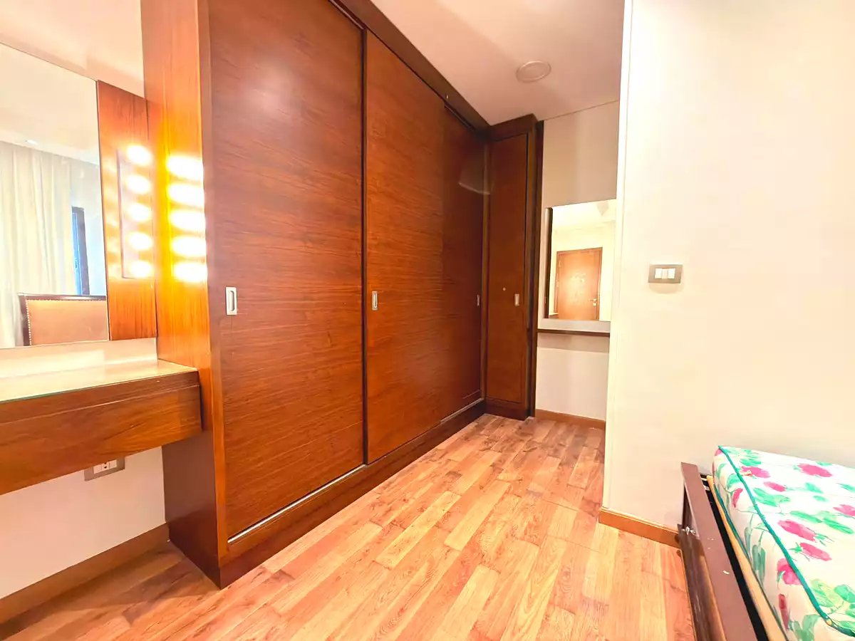 https://aqarmap.com.eg/en/listing/7269692-for-rent-cairo-el-sheikh-zayed-city-compounds-the-courtyard