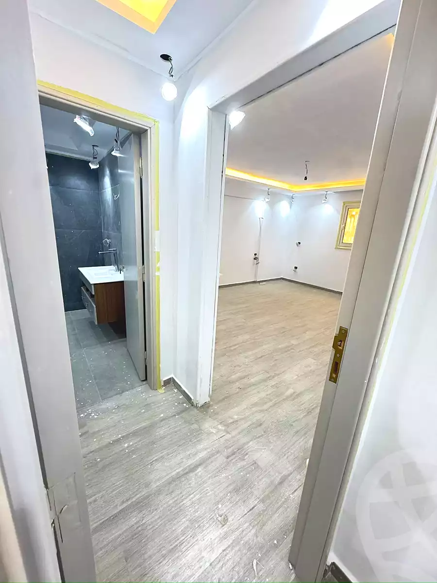 https://aqarmap.com.eg/en/listing/7269750-for-sale-cairo-new-cairo-el-ahyaa-second-neighborhood-street-26