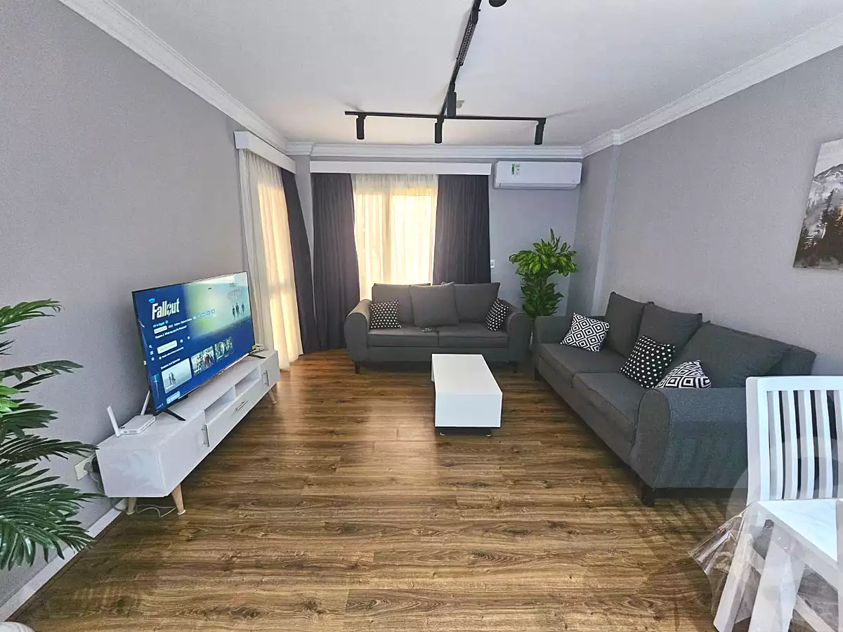 https://aqarmap.com.eg/en/listing/7269764-for-rent-cairo-6th-of-october-compounds-jn-ktwbr