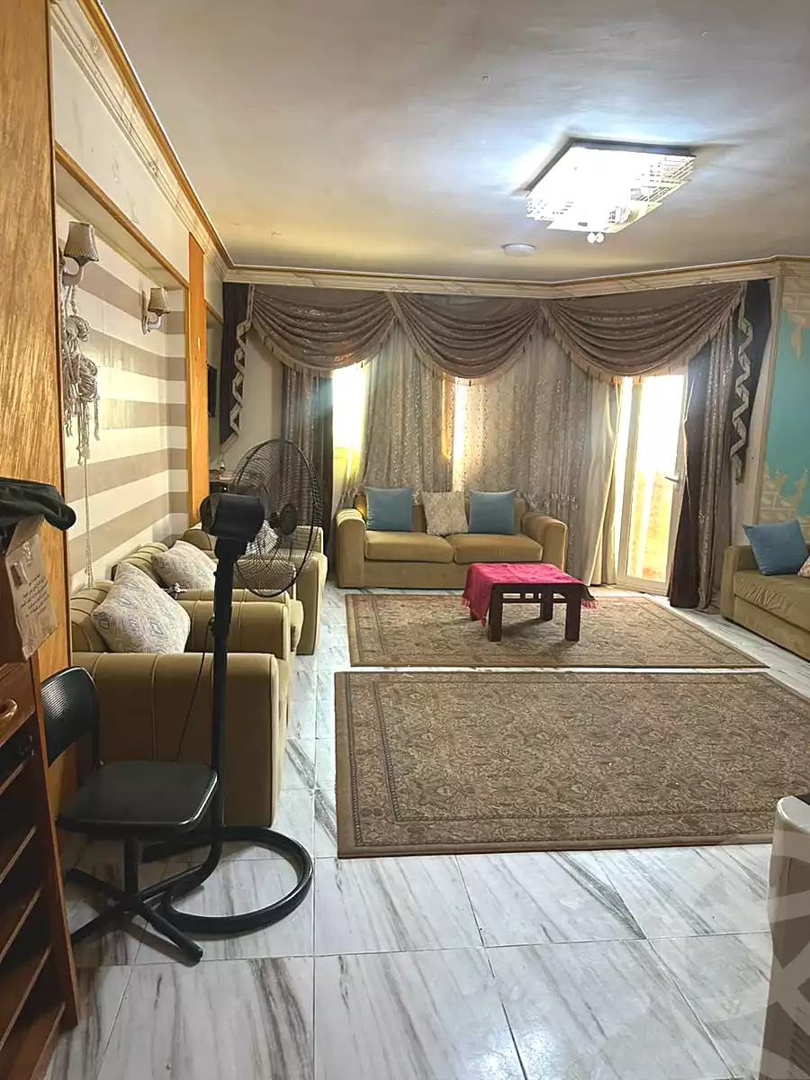 https://aqarmap.com.eg/ar/listing/7269753-for-sale-cairo-6th-of-october-el-ahyaa-neighborhood-5th-no-44-st