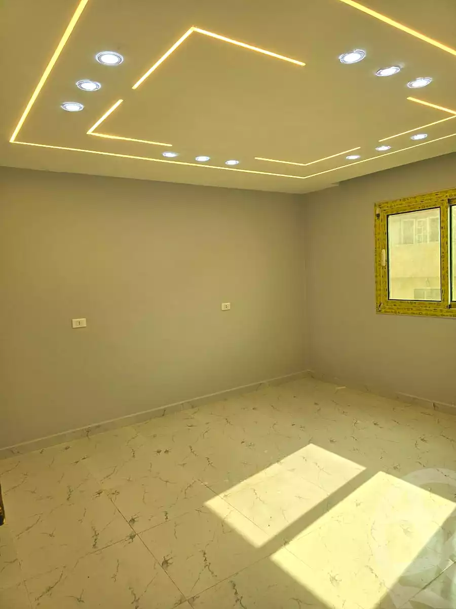 https://aqarmap.com.eg/ar/listing/7269794-for-sale-cairo-6th-of-october-el-ahyaa-neighborhood-2nd-divided-from-al-kafrawei-st
