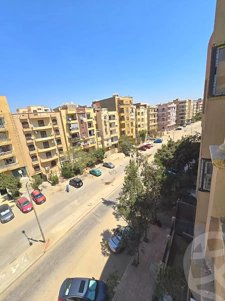 https://aqarmap.com.eg/ar/listing/7269794-for-sale-cairo-6th-of-october-el-ahyaa-neighborhood-2nd-divided-from-al-kafrawei-st