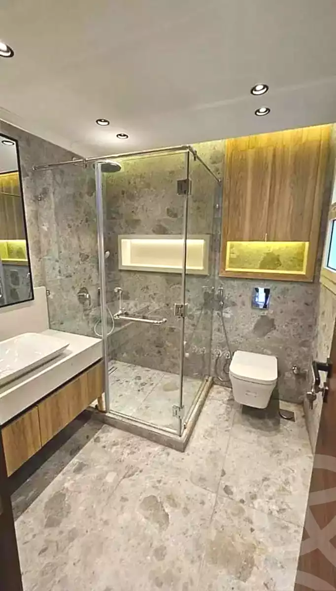 https://aqarmap.com.eg/en/listing/7268025-for-sale-cairo-new-cairo-compounds-blm-hylz-nyw-kyrw