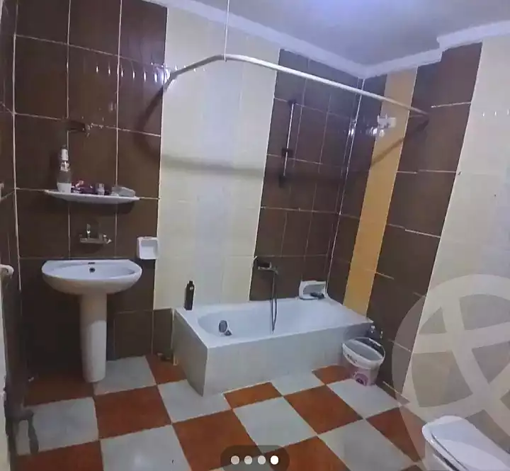 https://aqarmap.com.eg/ar/listing/7270099-for-sale-alexandria-el-mandara-alex-el-mandara-bahri-sidi-kamal-st