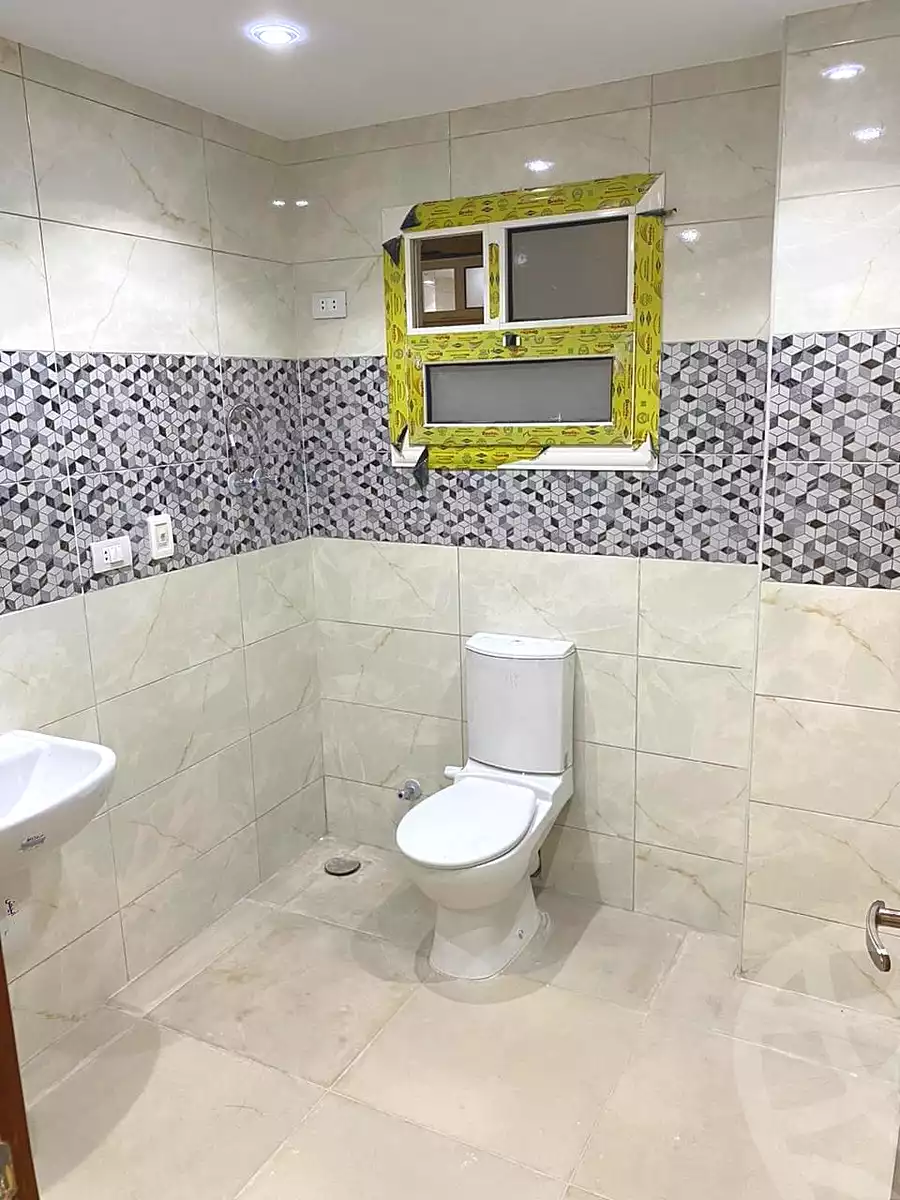 https://aqarmap.com.eg/ar/listing/7270128-for-sale-cairo-6th-of-october-el-ahyaa-neighborhood-3rd-al-hay-al-thalith-st