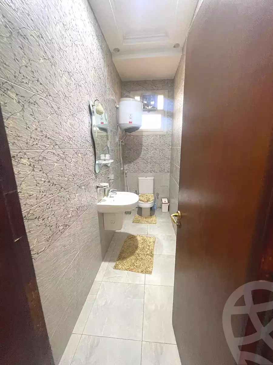 https://aqarmap.com.eg/ar/listing/7270234-for-rent-cairo-new-cairo-ganob-el-akadamiya-south-academy-b-taha-hussein-st