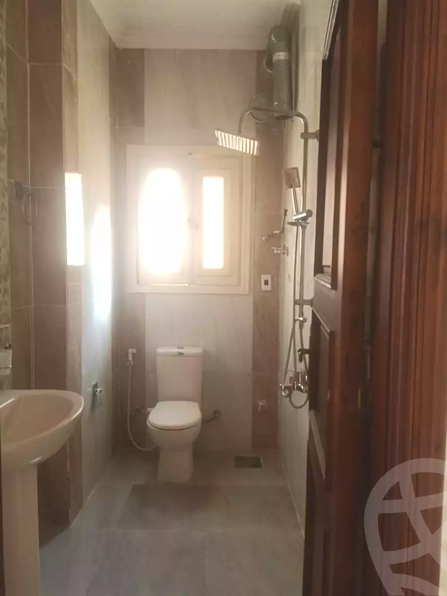 https://aqarmap.com.eg/ar/listing/7270311-for-rent-cairo-new-cairo-sharq-el-akadamiya-al-tahrir-st