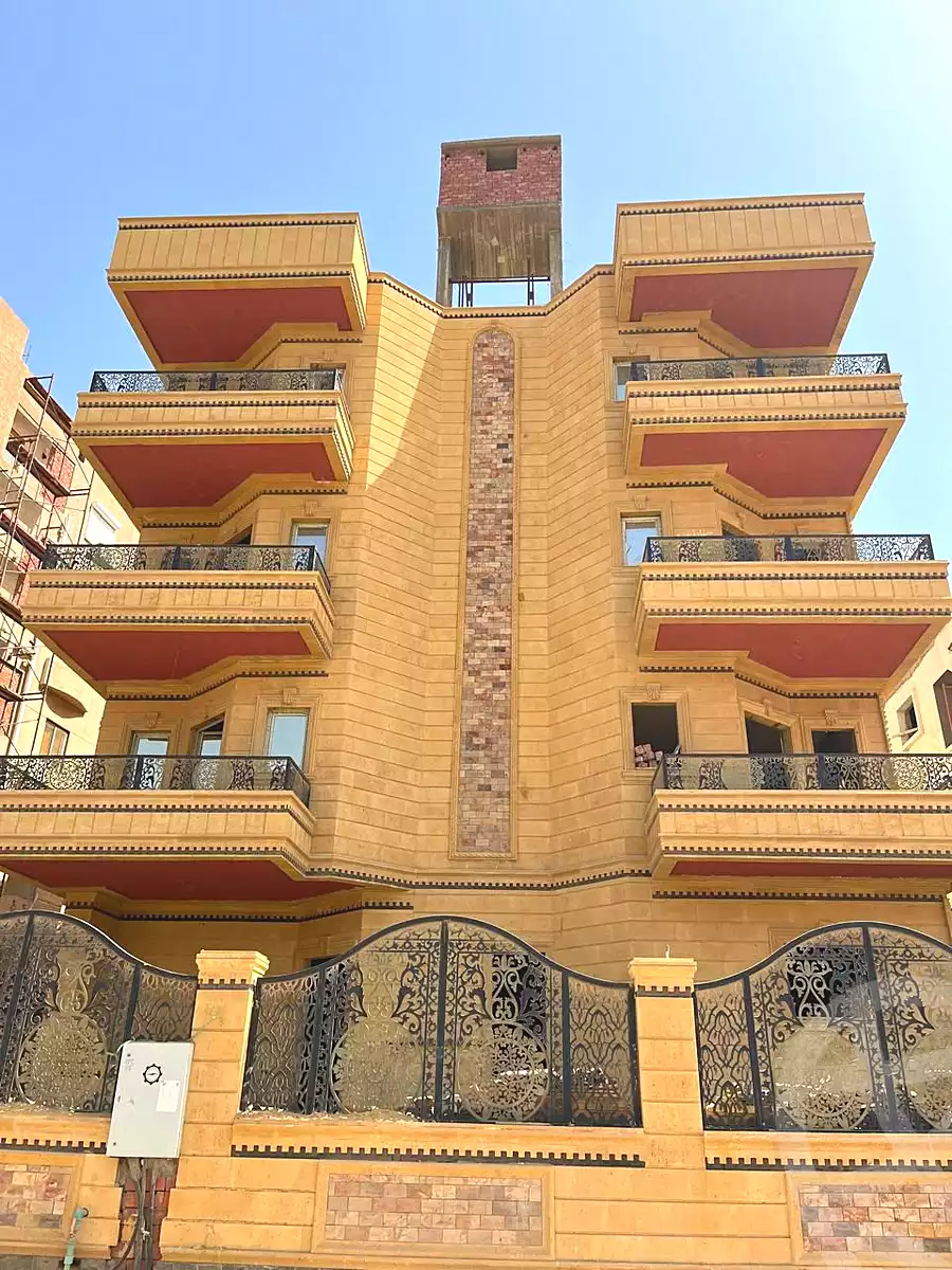 https://aqarmap.com.eg/ar/listing/7270323-for-sale-cairo-new-cairo-compounds-el-mostashareen-compound