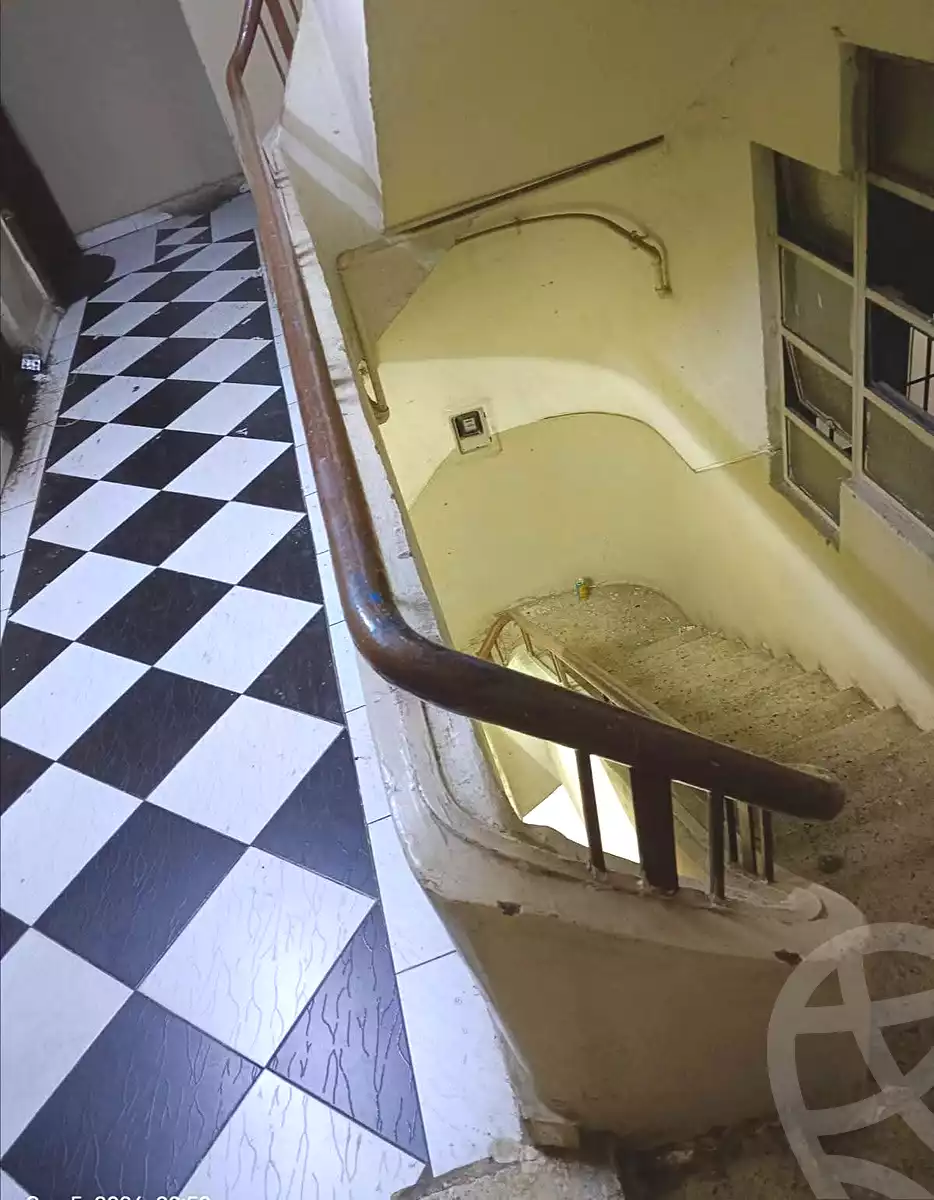 https://aqarmap.com.eg/ar/listing/7270324-for-sale-cairo-shoubra-shr-shykwlny
