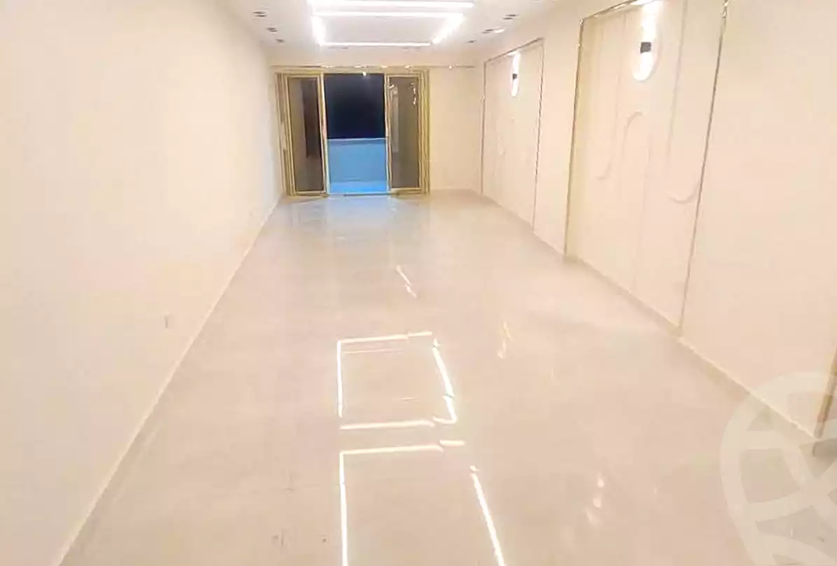 https://aqarmap.com.eg/ar/listing/7270343-for-sale-alexandria-sydy-bshr-sydy-bshr-bhry-shr-mhmwd-l-yswy