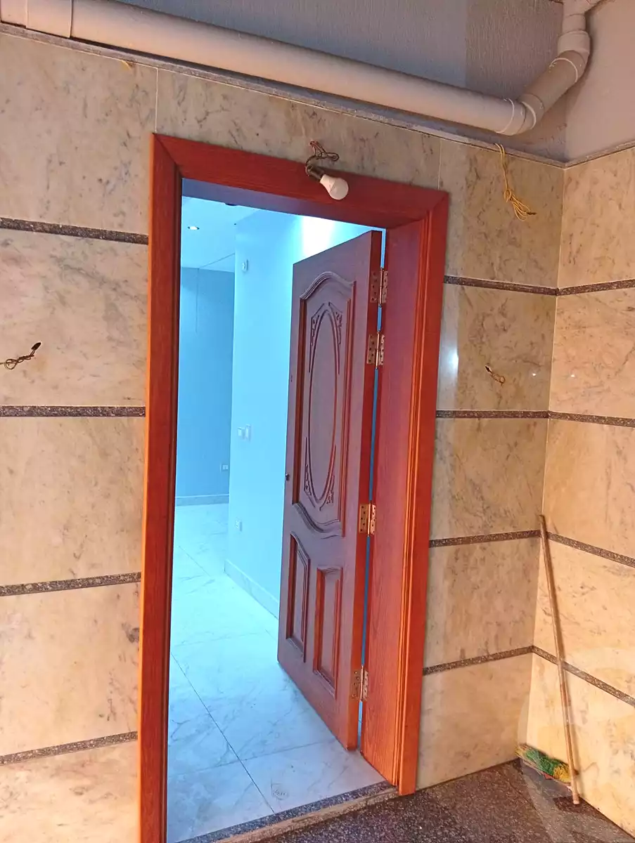 https://aqarmap.com.eg/en/listing/7270369-for-rent-cairo-el-sheikh-zayed-city-el-hay-elsabeaa-lsf