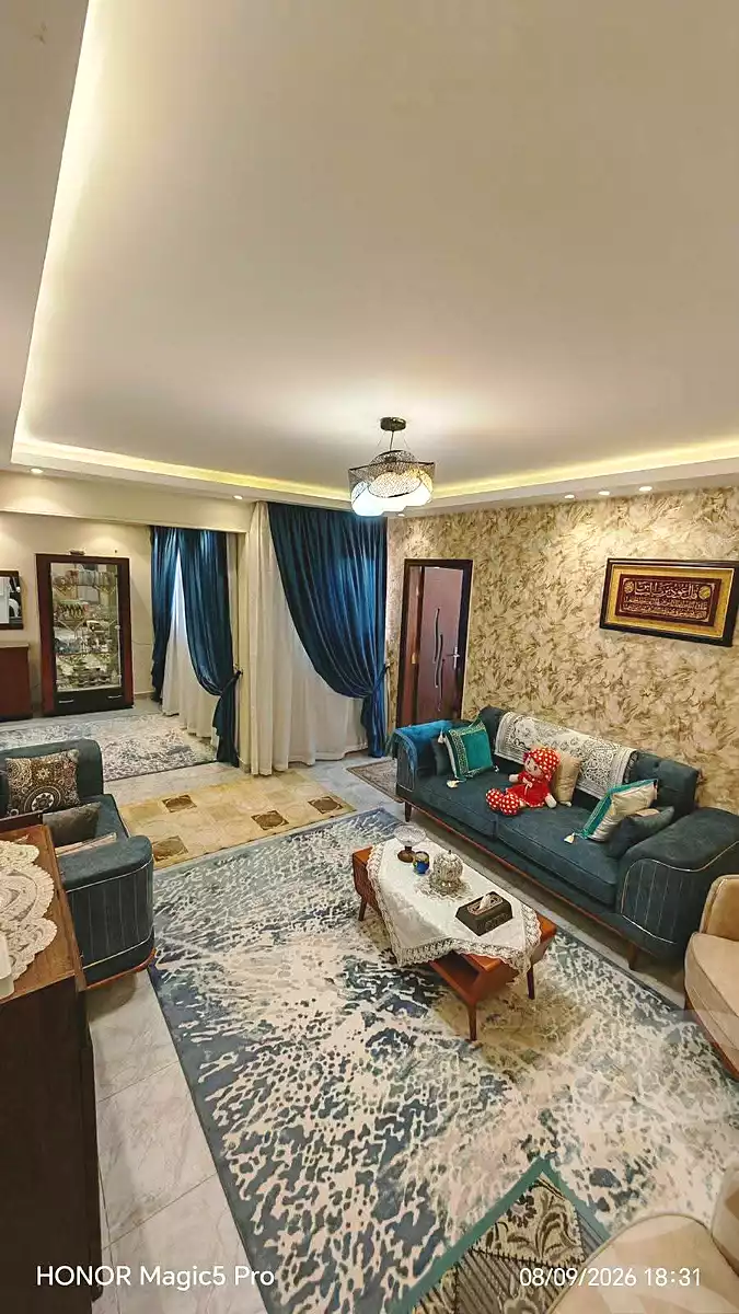https://aqarmap.com.eg/ar/listing/7271153-for-sale-cairo-helwan-mohamed-sayed-ahmed-st