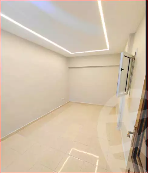 https://aqarmap.com.eg/ar/listing/7271180-for-sale-alexandria-miami-street-57