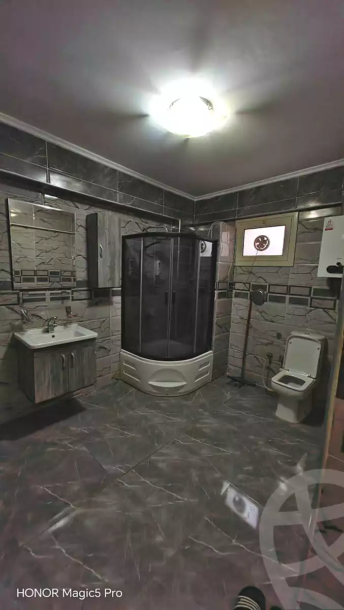 https://aqarmap.com.eg/ar/listing/7271245-for-sale-cairo-helwan-mohamed-sayed-ahmed-st