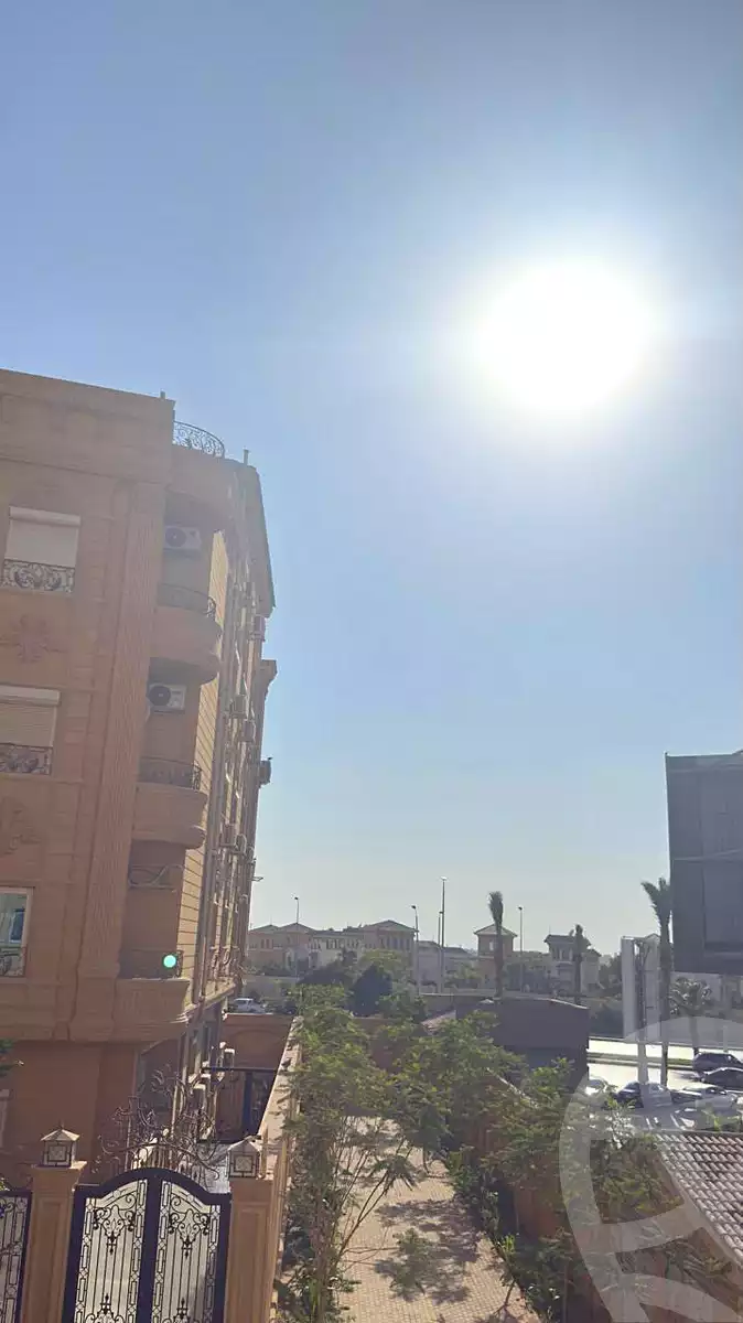 https://aqarmap.com.eg/en/listing/7271474-for-sale-cairo-new-cairo-compounds-grand-caesar-thiqa
