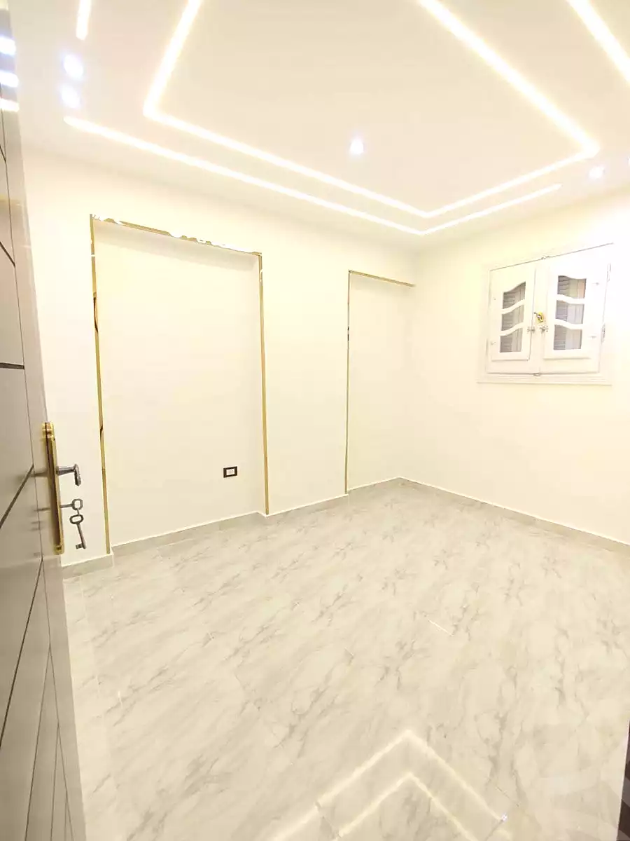 https://aqarmap.com.eg/en/listing/7271770-for-sale-alexandria-lsywf-el-falki