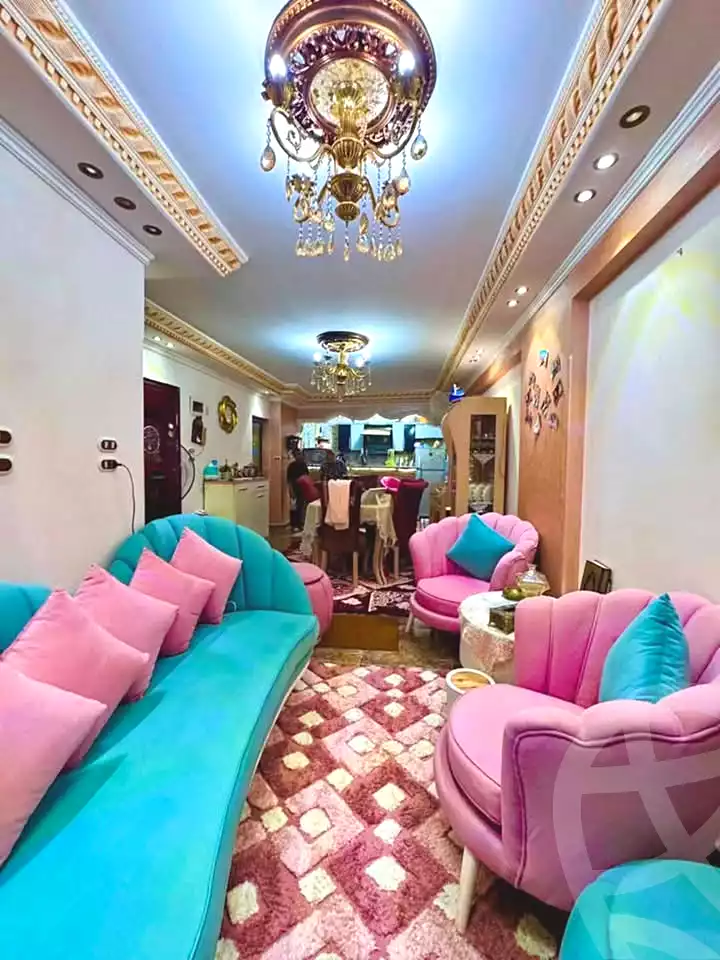 https://aqarmap.com.eg/ar/listing/7271796-for-sale-alexandria-el-asafra-shr-45