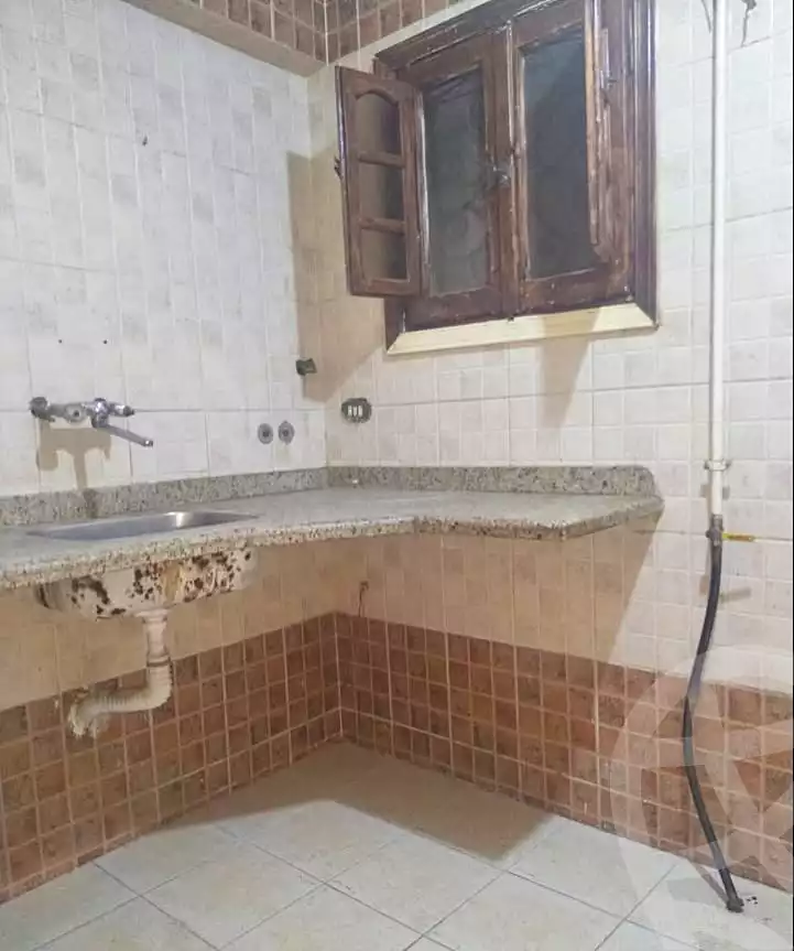 https://aqarmap.com.eg/ar/listing/7271818-for-sale-alexandria-al-agamy-lbytsh-ain-shams-st