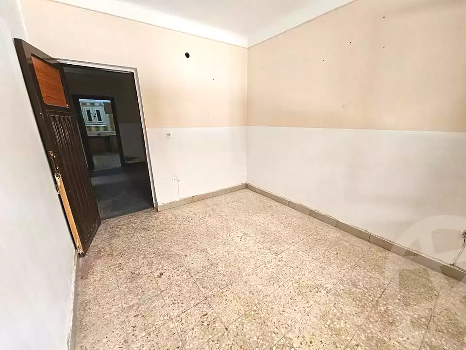 https://aqarmap.com.eg/ar/listing/7271958-for-rent-alexandria-al-agamy-lbytsh-shahr-al-assal-st