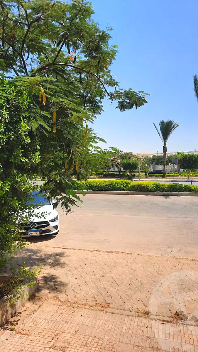 https://aqarmap.com.eg/ar/listing/7272211-for-rent-cairo-el-sheikh-zayed-city-shr-lbstn