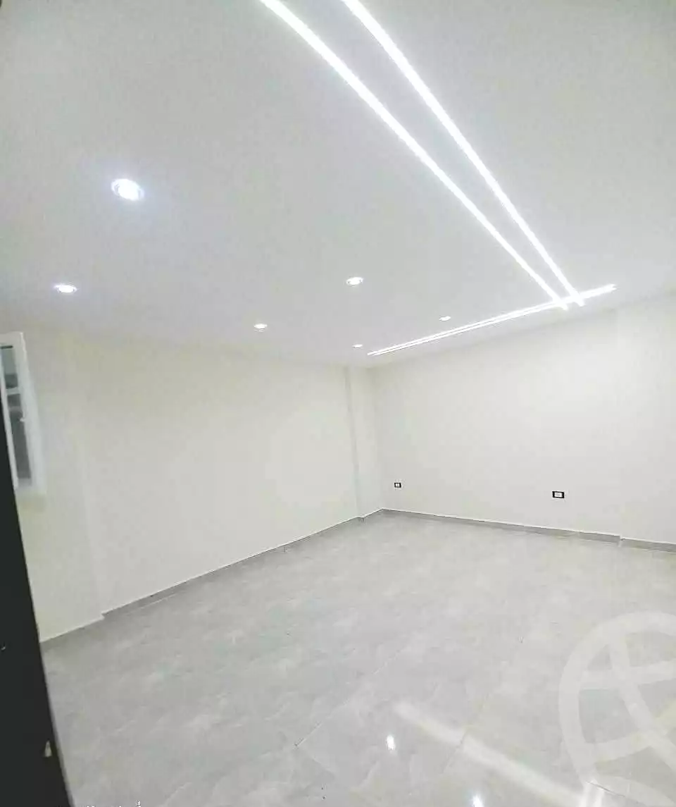https://aqarmap.com.eg/ar/listing/7272208-for-sale-alexandria-al-agamy-lbytsh-princess-st