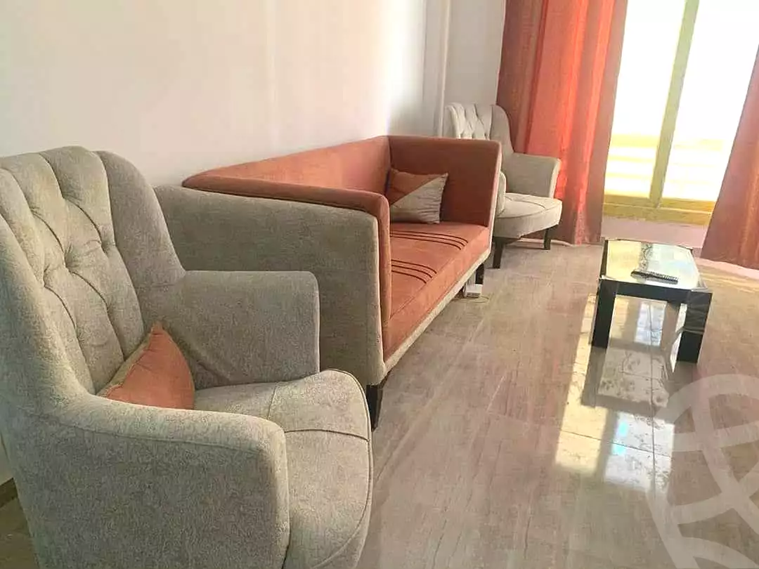 https://aqarmap.com.eg/en/listing/7272213-for-rent-cairo-6th-of-october-compounds-jn-ktwbr