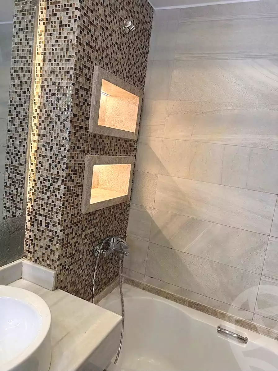 https://aqarmap.com.eg/ar/listing/7272398-for-sale-cairo-new-cairo-el-yassamin-el-yasmeen-8