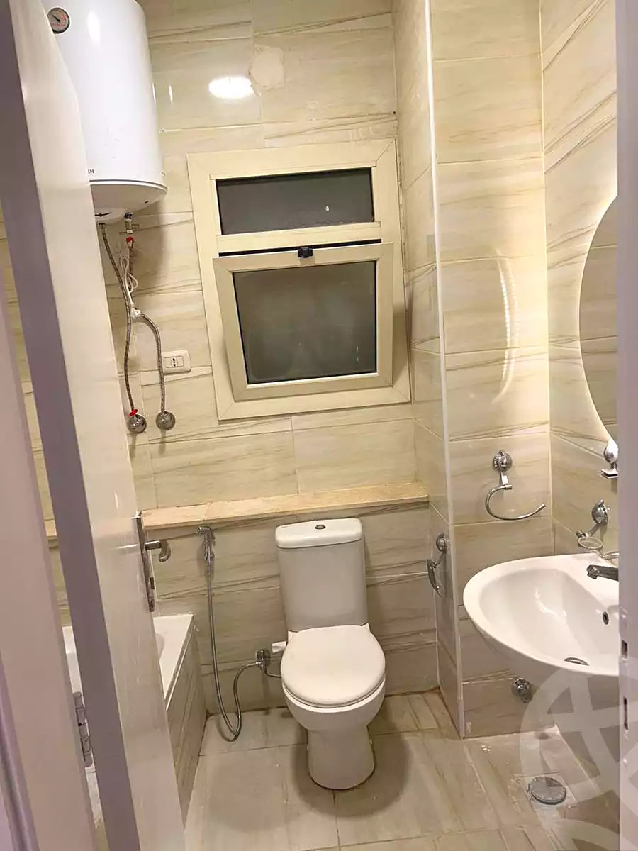 https://aqarmap.com.eg/ar/listing/7273011-for-rent-cairo-new-cairo-compounds-kmbwnd-dh-fyldj-blm-hylz