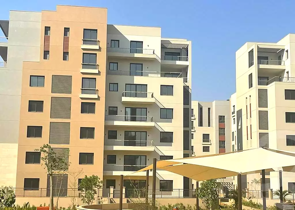https://aqarmap.com.eg/ar/listing/7273036-for-sale-cairo-new-cairo-compounds-district-5-d-park-district-5-compound-marakez