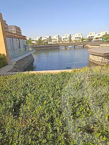https://aqarmap.com.eg/en/listing/7273045-for-sale-cairo-el-shorouk-compounds-al-burouj-compound-imkan