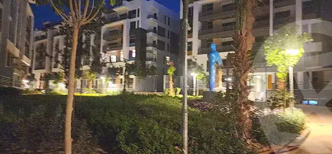 https://aqarmap.com.eg/en/listing/7273105-for-sale-cairo-new-cairo-compounds-dh-ykwn-2-ryzydns-styl-hwm