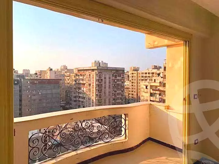 https://aqarmap.com.eg/ar/listing/7273249-for-sale-alexandria-kafr-abdo