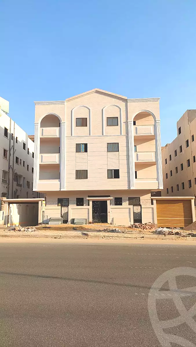 https://aqarmap.com.eg/ar/listing/7273295-for-sale-cairo-new-cairo-new-narges