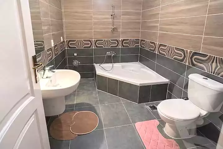 https://aqarmap.com.eg/en/listing/7273361-for-rent-cairo-6th-of-october-hadaeq-october-compounds-el-fardoos-city