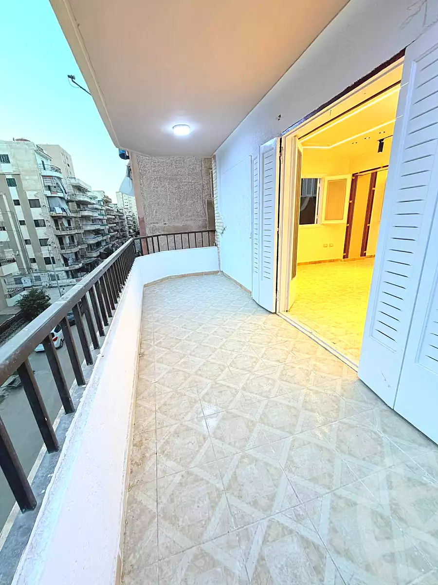https://aqarmap.com.eg/ar/listing/7273418-for-sale-alexandria-al-agamy-shataa-el-nakheel