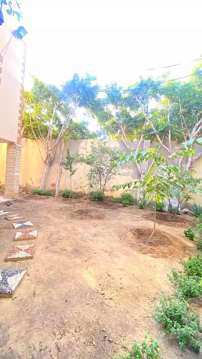 https://aqarmap.com.eg/ar/listing/7273757-for-sale-alexandria-al-agamy-lbytsh-el-hanafeya-st