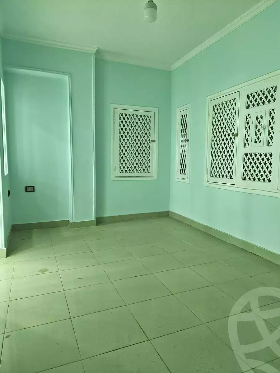 https://aqarmap.com.eg/ar/listing/7273866-for-sale-cairo-15th-of-may-mjwr-7