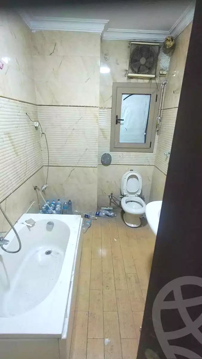 https://aqarmap.com.eg/en/listing/7274002-for-rent-cairo-helwan-sherif-st