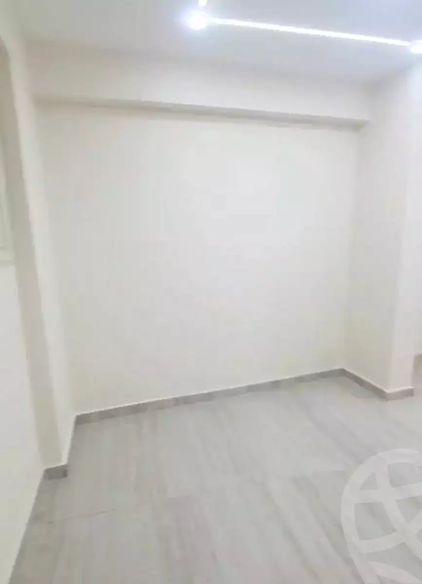 https://aqarmap.com.eg/ar/listing/7274531-for-sale-alexandria-el-asafra-l-sfr-bhry