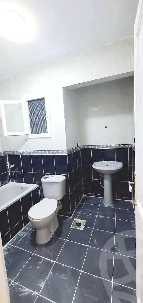 https://aqarmap.com.eg/ar/listing/7274537-for-sale-alexandria-al-agamy-shataa-el-nakheel
