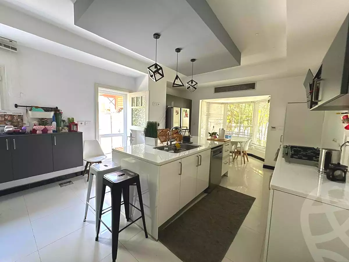 https://aqarmap.com.eg/ar/listing/7274276-for-sale-cairo-el-shorouk-compounds-maadi-view